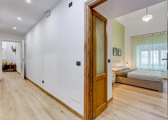 3-bedroom Near Trastevere Station Apartamento