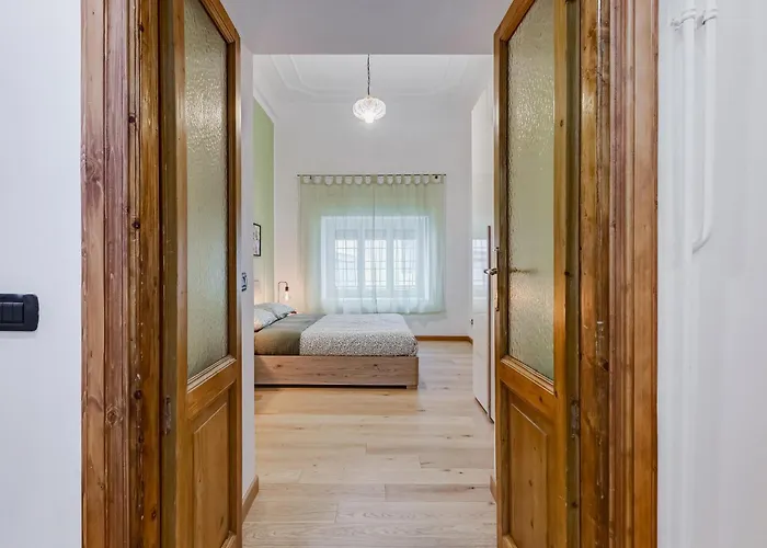 Apartamento 3-bedroom Near Trastevere Station