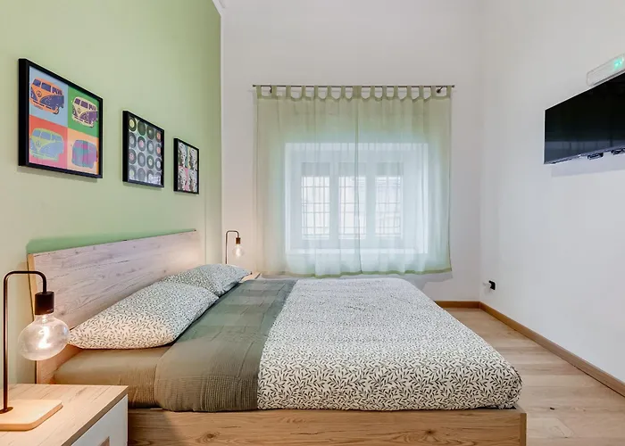 3-bedroom Near Trastevere Station