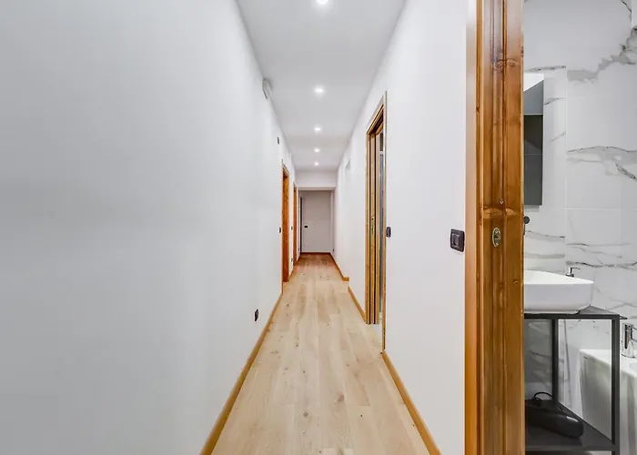 3-bedroom Near Trastevere Station Apartamento